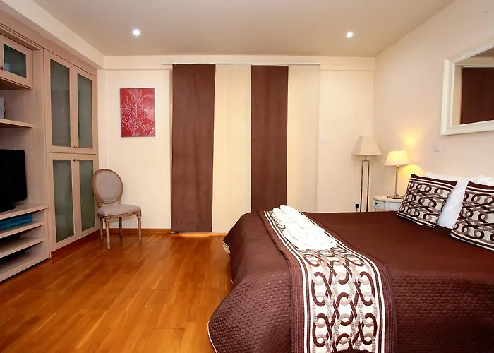 Ithaki Phinikoudes Apartment 307